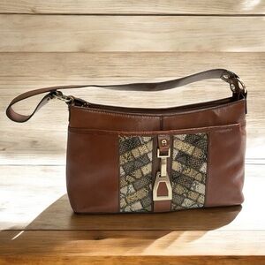 Etienne Aigner Vintage Brown
Leather Reptile Patch
Shoulder Bag Purse